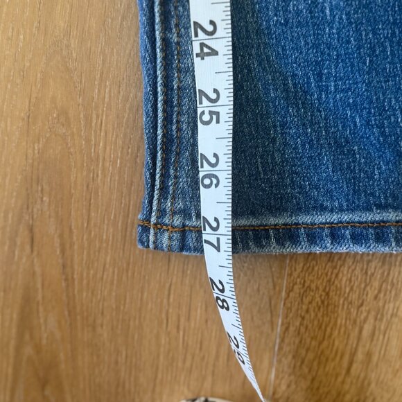 Quince Women's Straight Leg Blue Jeans - Picture 15 of 16